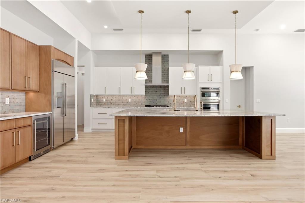SAN CARLOS ESTATES - Residential