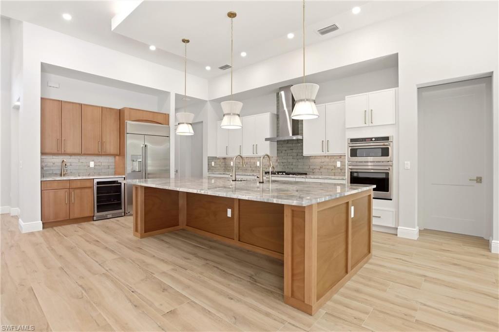 SAN CARLOS ESTATES - Residential