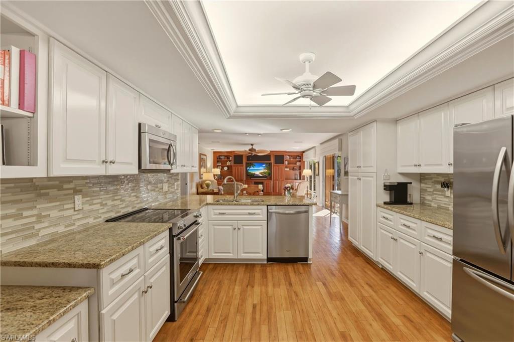 PARK SHORE - Residential