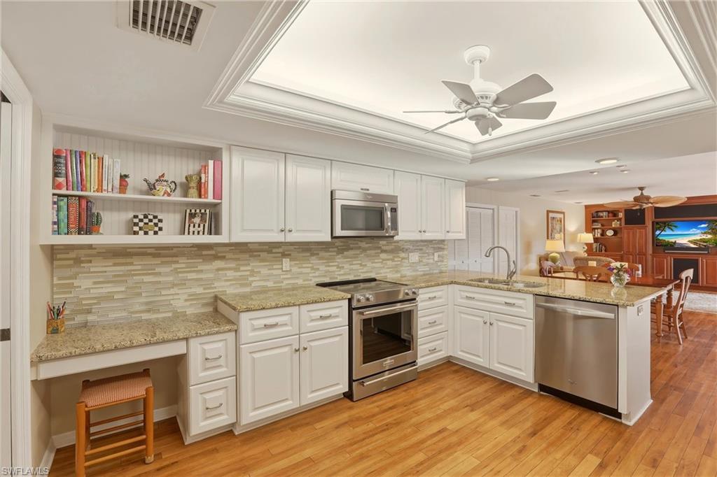 PARK SHORE - Residential