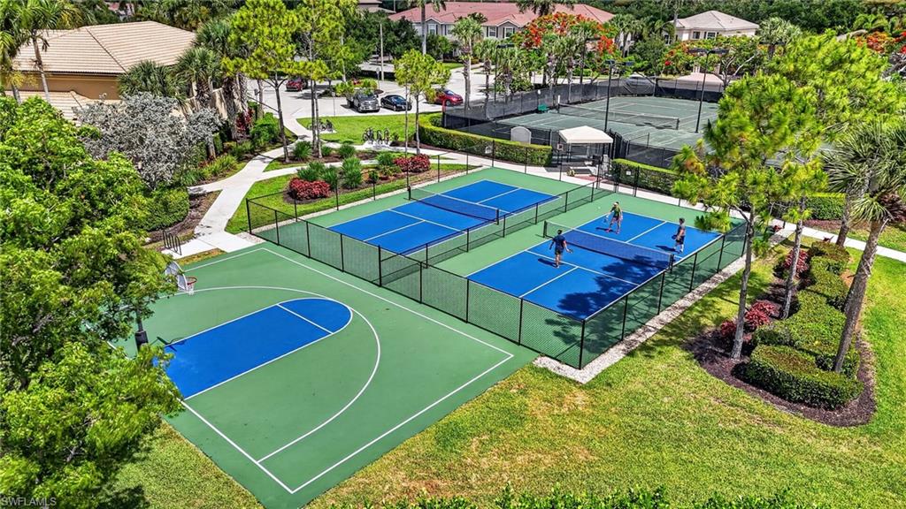 MARBELLA LAKES - Residential
