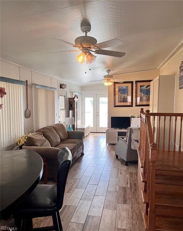 GRANADA LAKES ADULT  RV RESORT - Residential