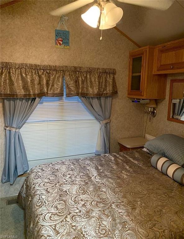 GRANADA LAKES ADULT  RV RESORT - Residential