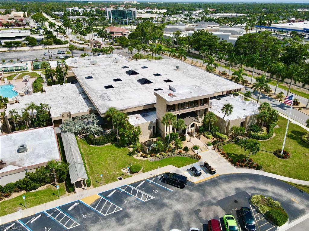 SEVEN LAKES - Residential