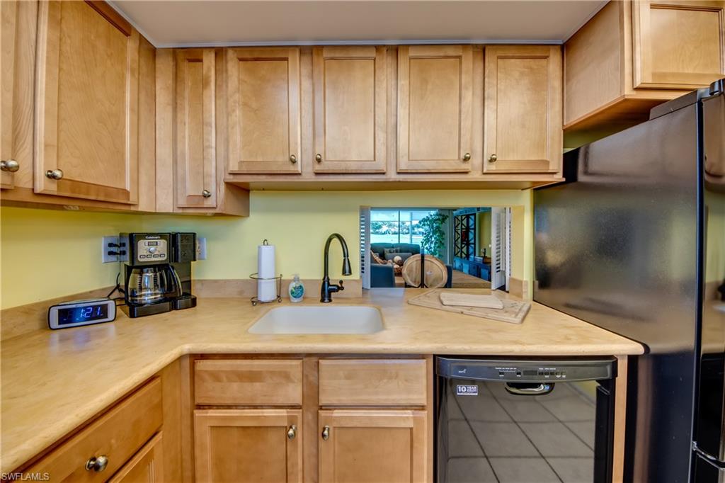 SEVEN LAKES - Residential