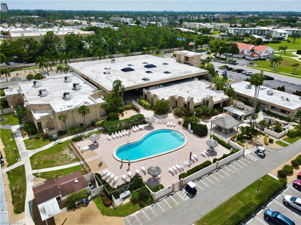 SEVEN LAKES - Residential