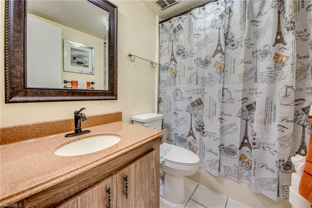 SEVEN LAKES - Residential