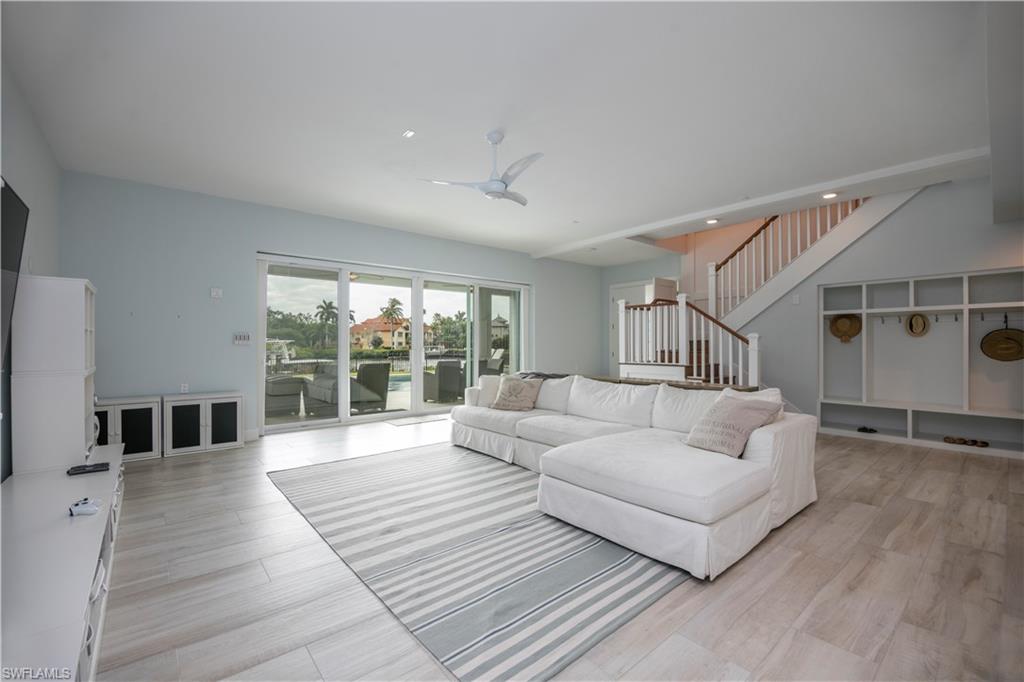 SOUTHPORT ON THE BAY - Residential