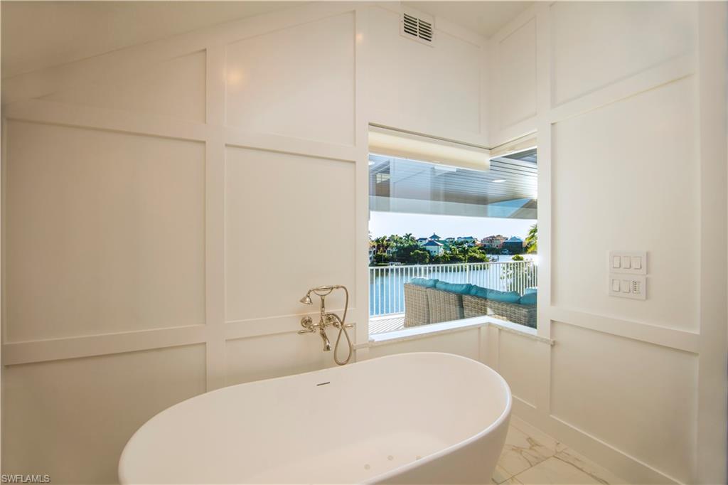 SOUTHPORT ON THE BAY - Residential