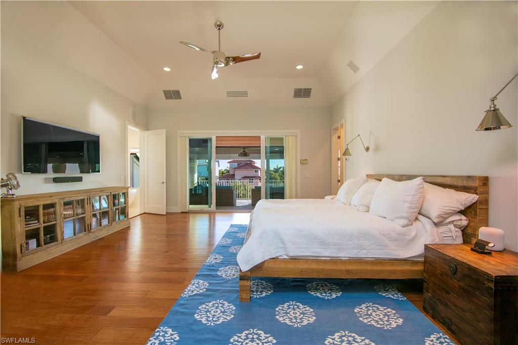 SOUTHPORT ON THE BAY - Residential