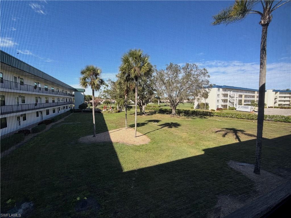 SEVEN LAKES - Residential