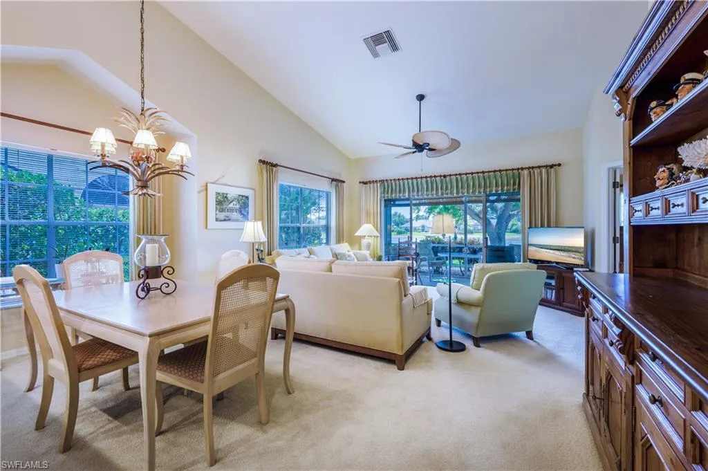 Naples, Florida 34109, United States, 2 Bedrooms Bedrooms, ,2 BathroomsBathrooms,Residential,Active,107250