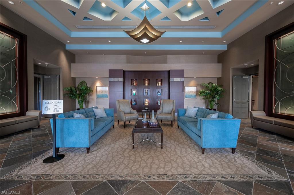 THE PARAMOUNT - Residential