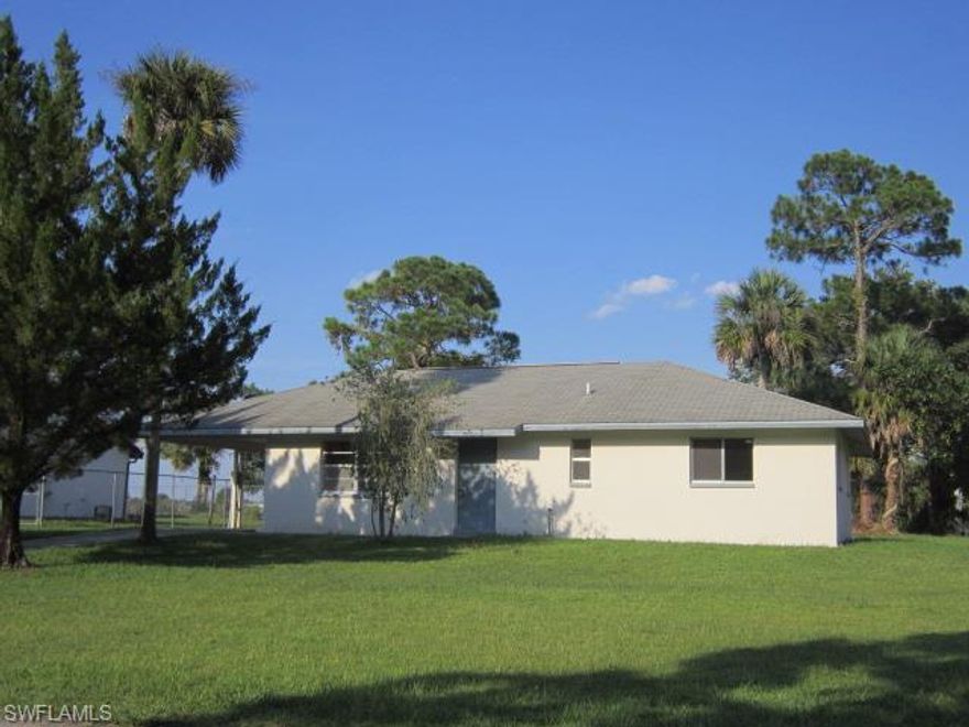 Great Family Home and Move in Ready!  Well maintained 4 bedroom CBS home features tile throughout living room, kitchen and baths.  Port LaBelle community provides clubhouse and community pool.  Don't miss out on this one...Call today to schedule a showing.