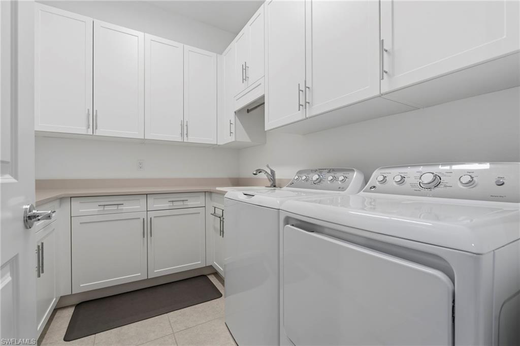 VALENCIA TRAILS - Residential