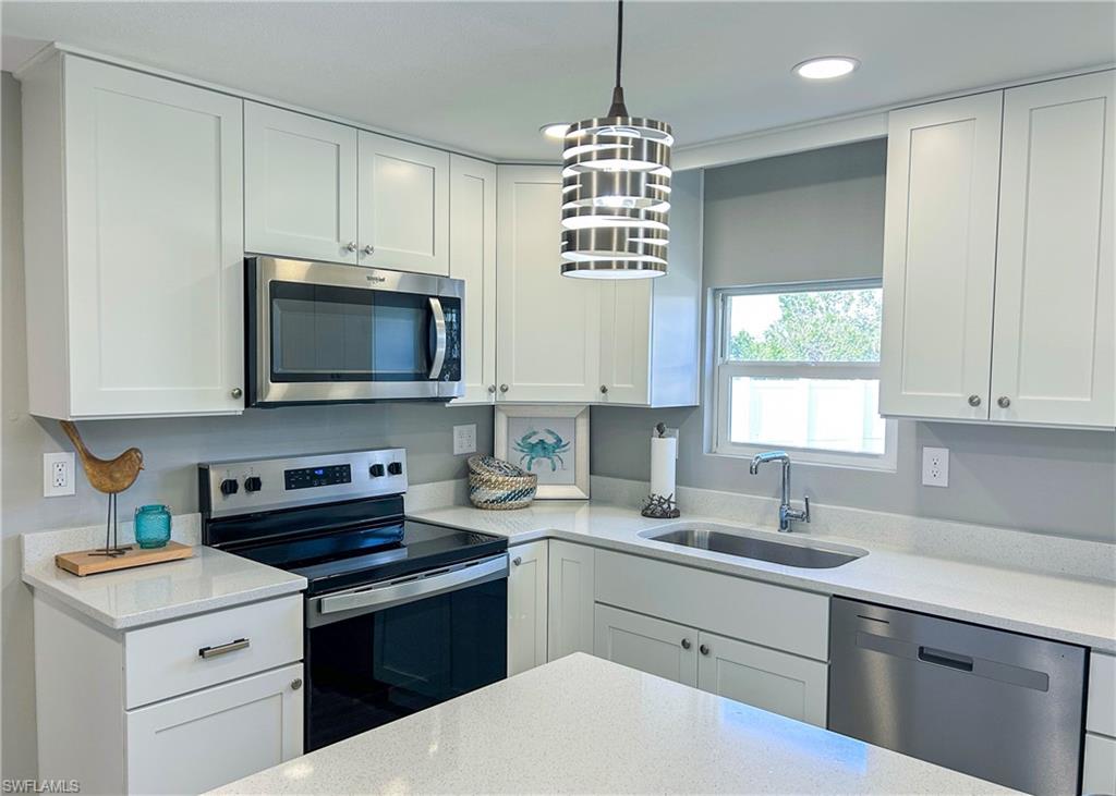 BAYSIDE ESTATES - Residential