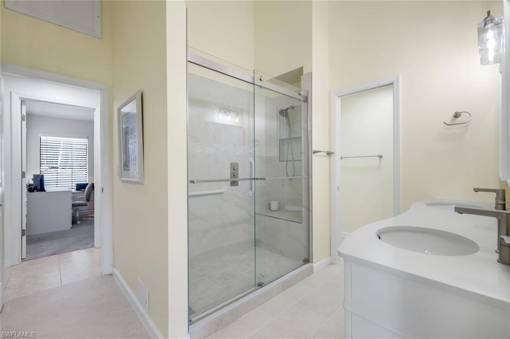 HUNTERS RIDGE - Residential