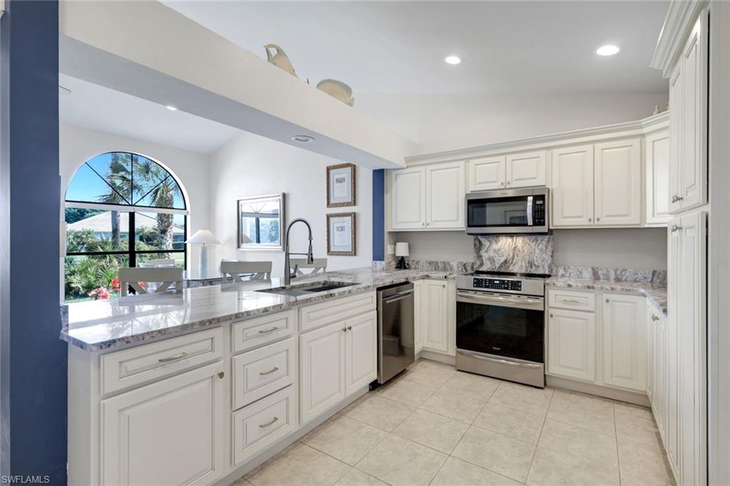 HUNTERS RIDGE - Residential