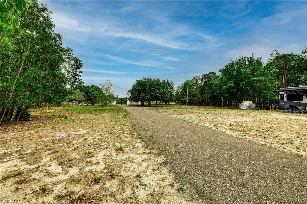 FORT MYERS - Land