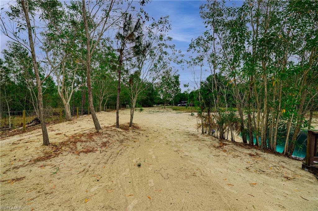FORT MYERS - Land