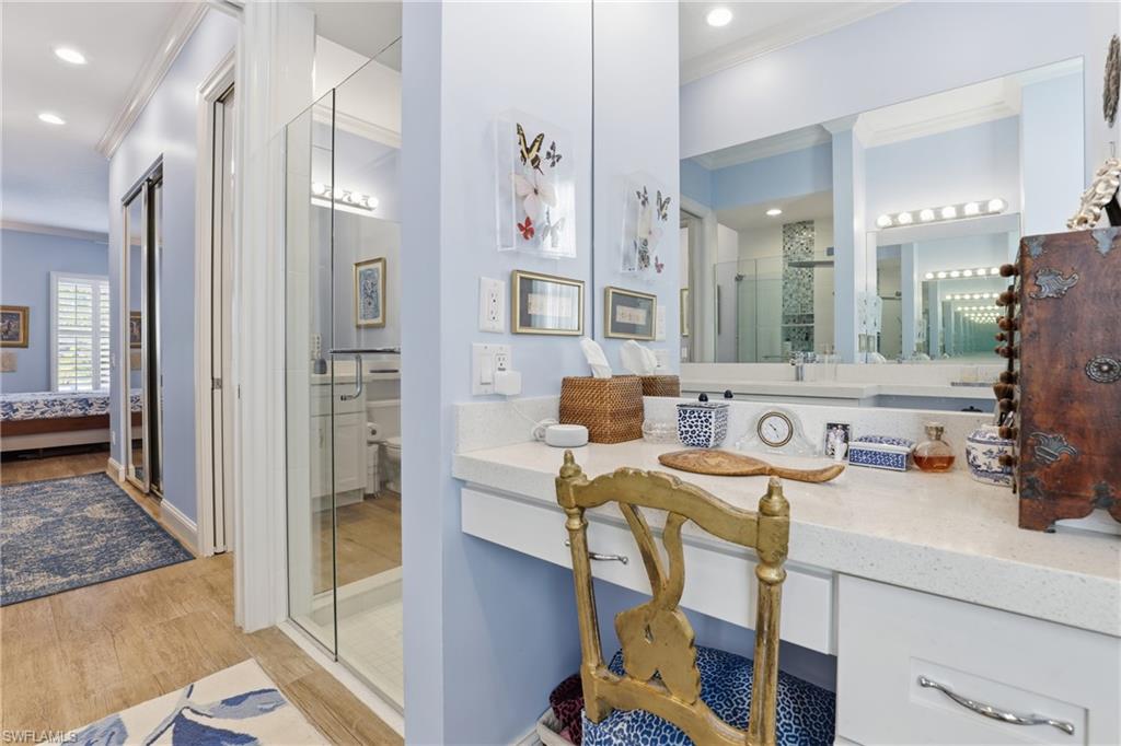 ISLAND WALK - Residential