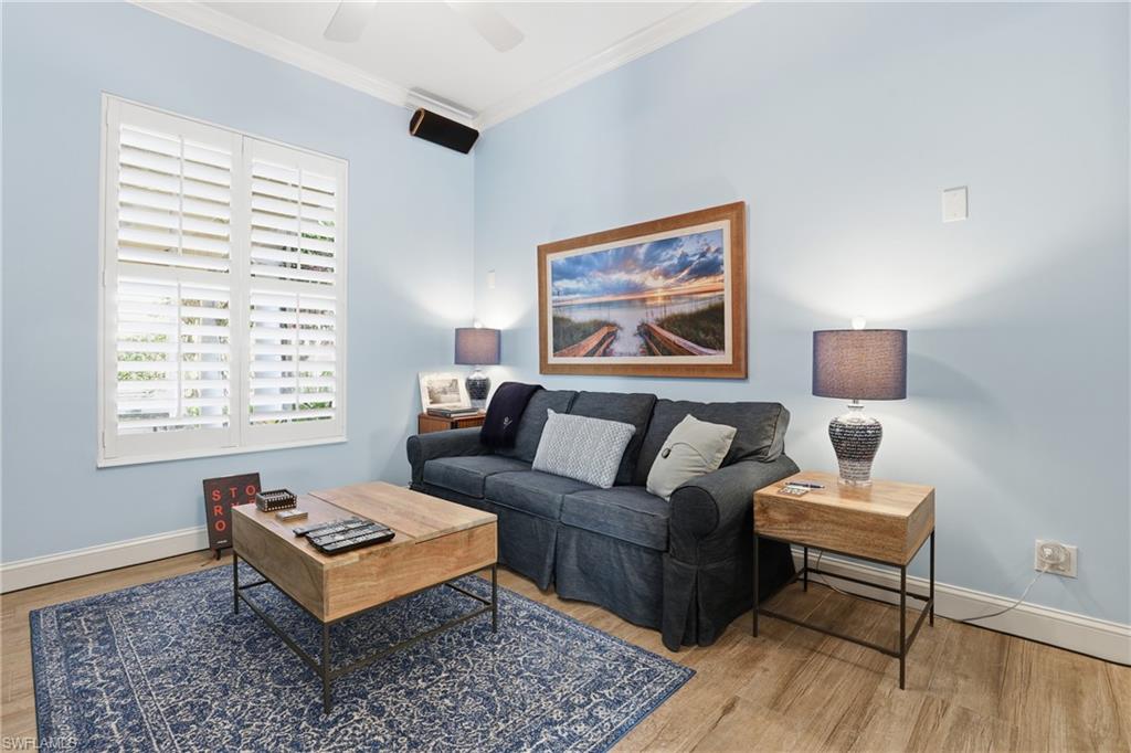 ISLAND WALK - Residential