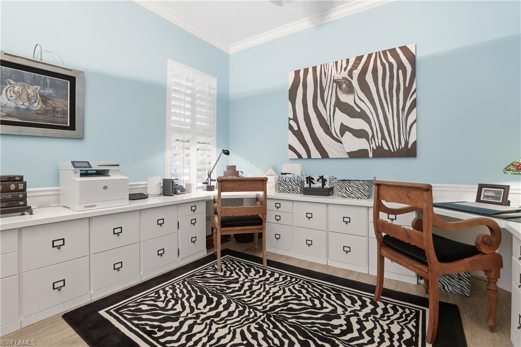 ISLAND WALK - Residential