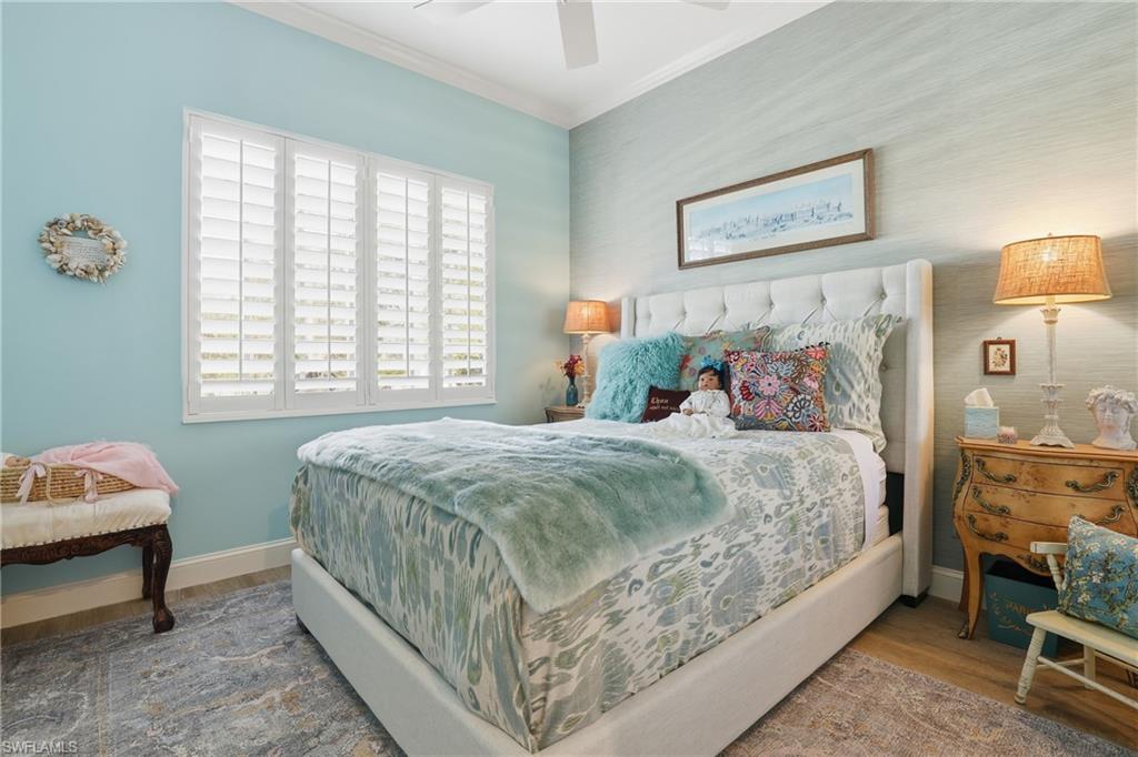 ISLAND WALK - Residential