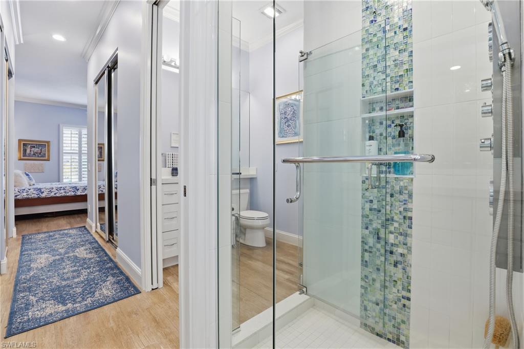 ISLAND WALK - Residential