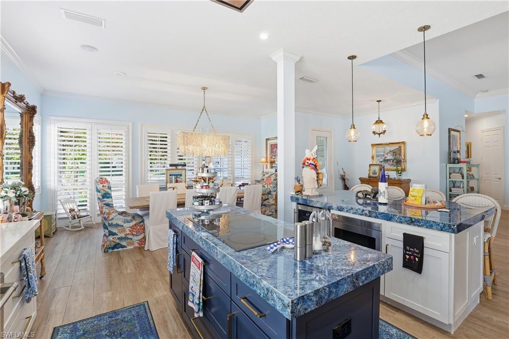 ISLAND WALK - Residential