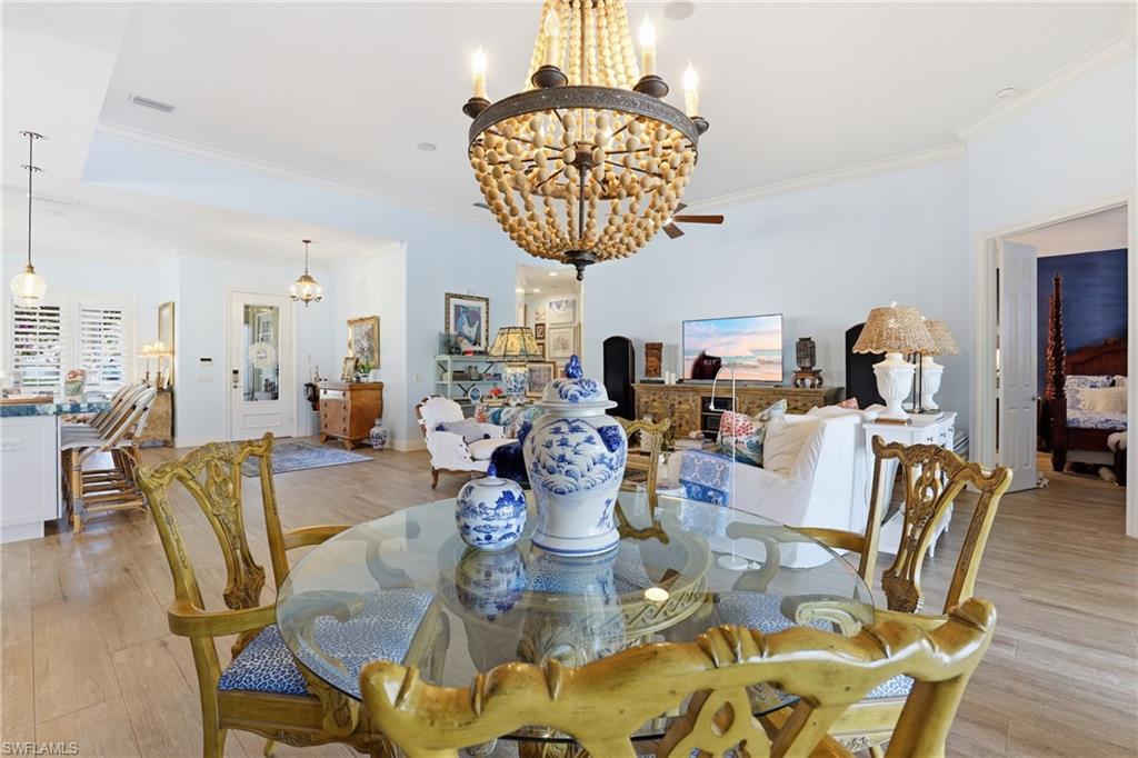 ISLAND WALK - Residential