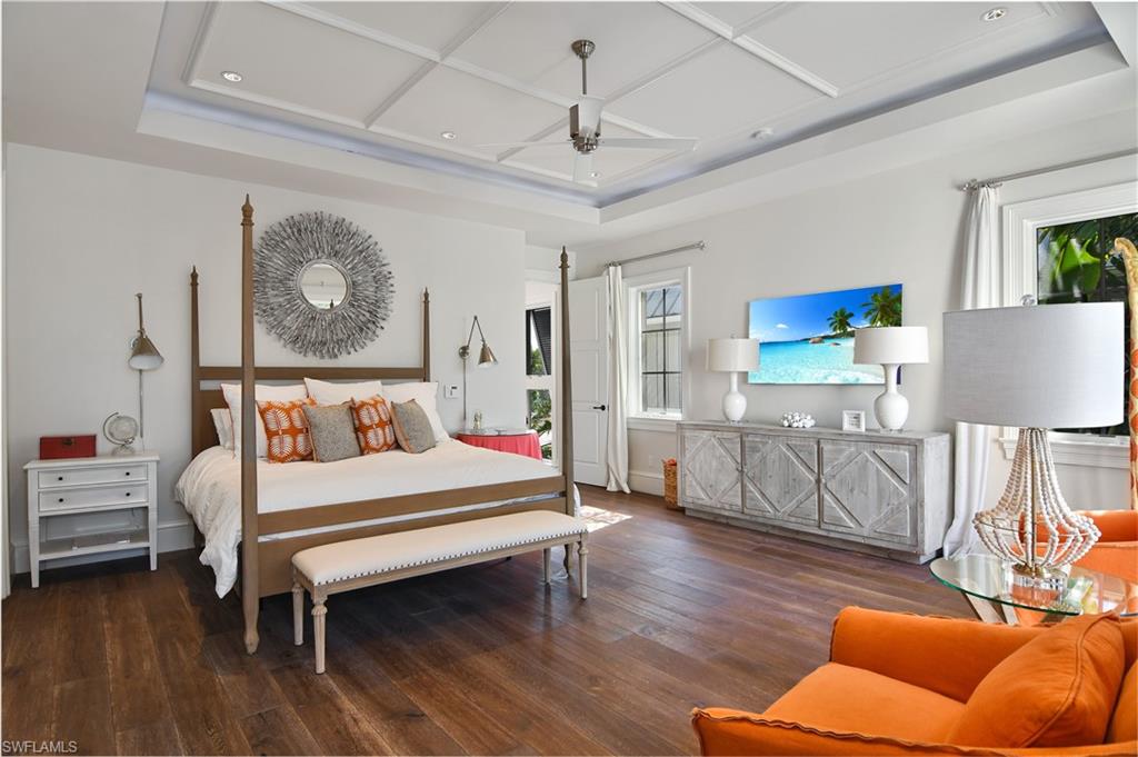 OLDE NAPLES - Residential