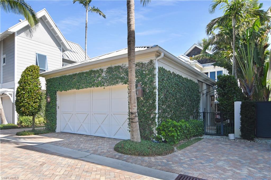 OLDE NAPLES - Residential