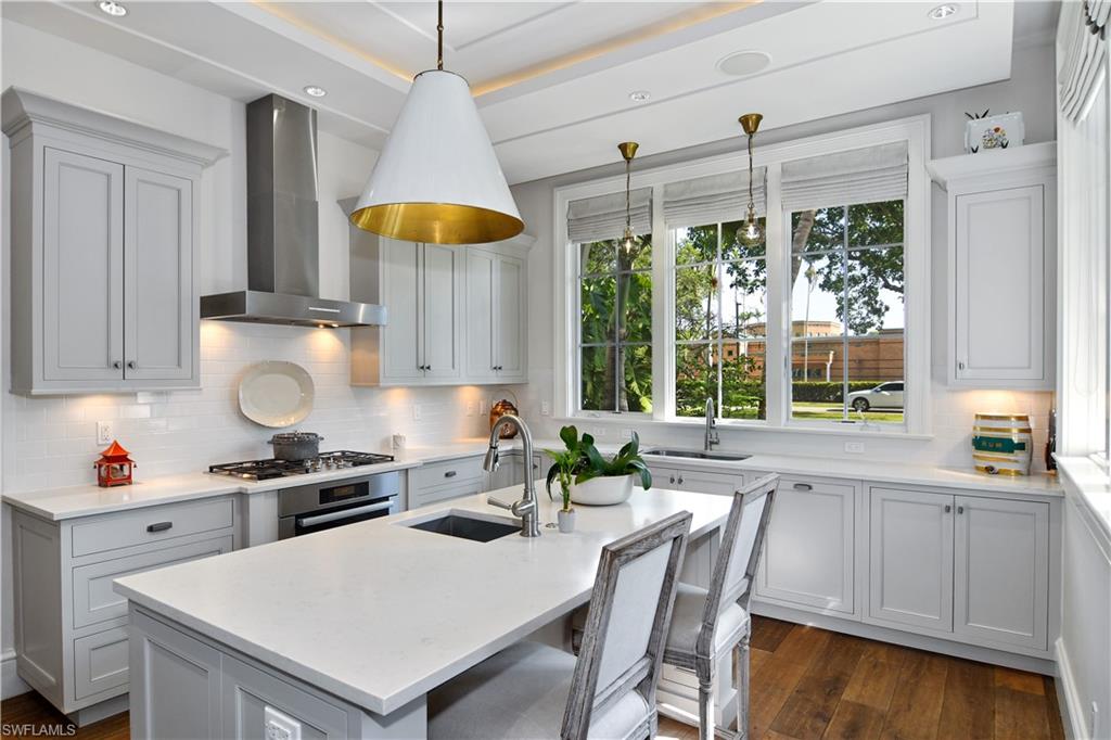 OLDE NAPLES - Residential