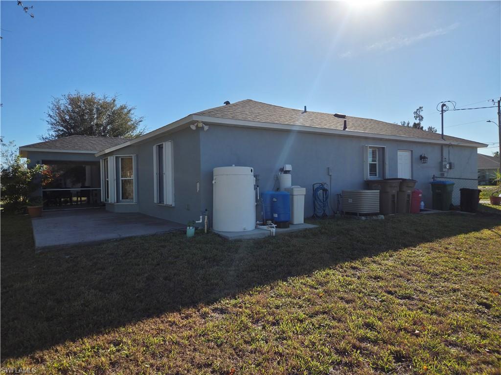 CAPE CORAL - Residential