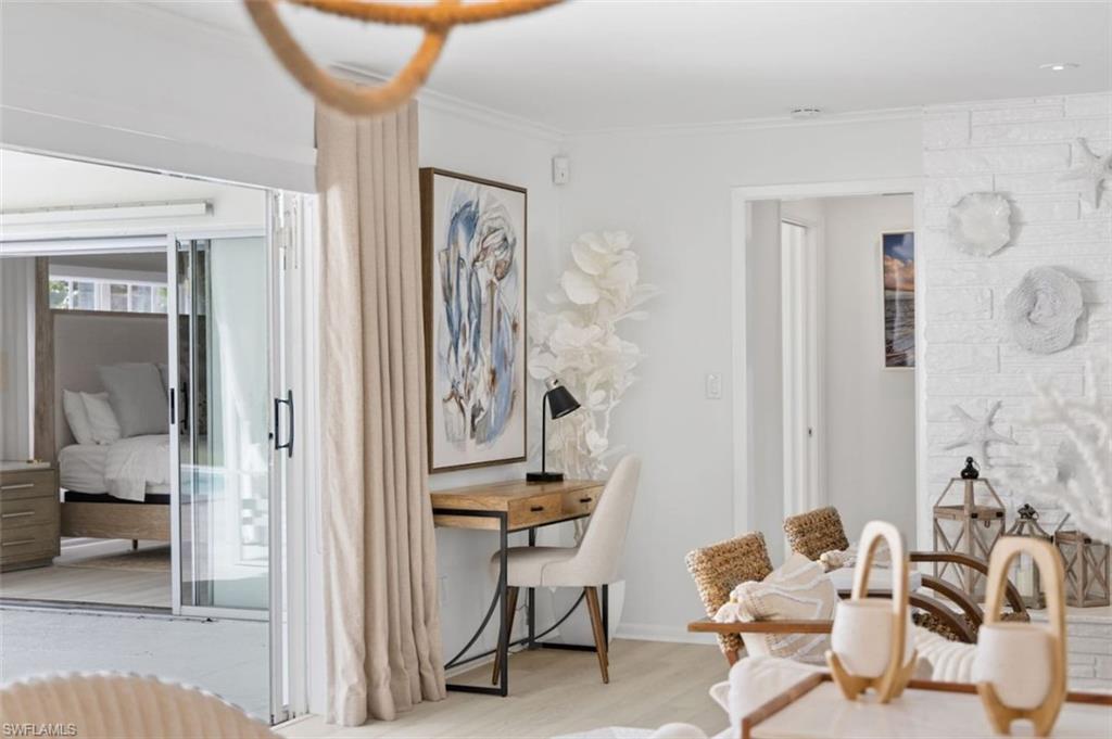 MOORINGS - Residential Lease