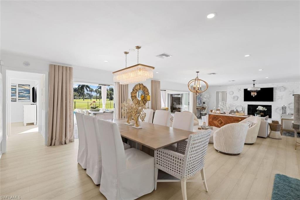 MOORINGS - Residential Lease