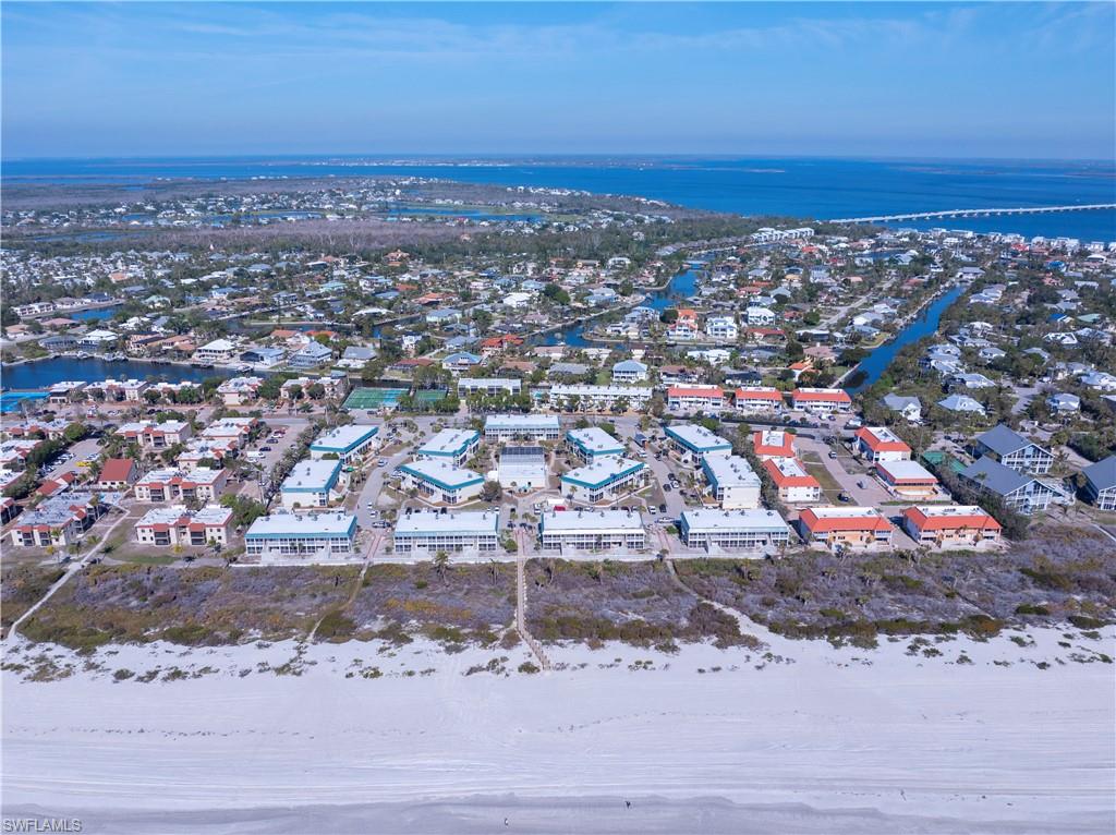 SANIBEL ARMS WEST CONDO - Residential