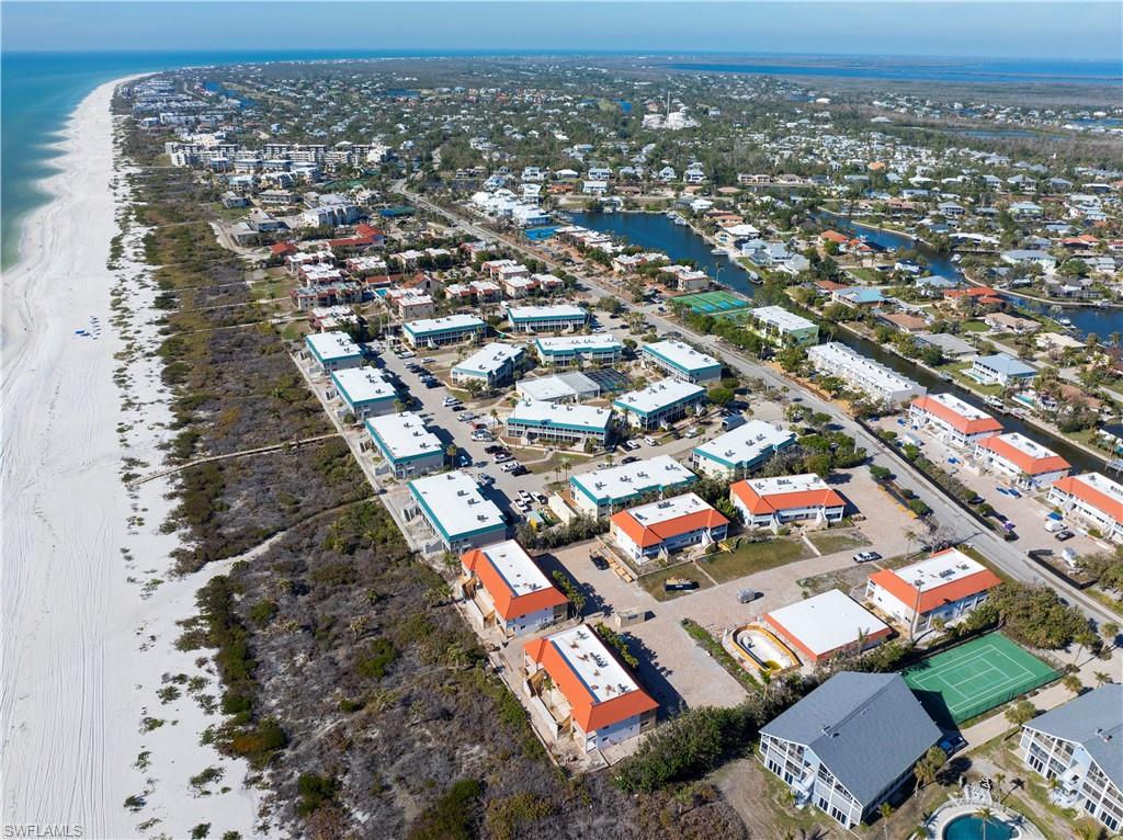 SANIBEL ARMS WEST CONDO - Residential