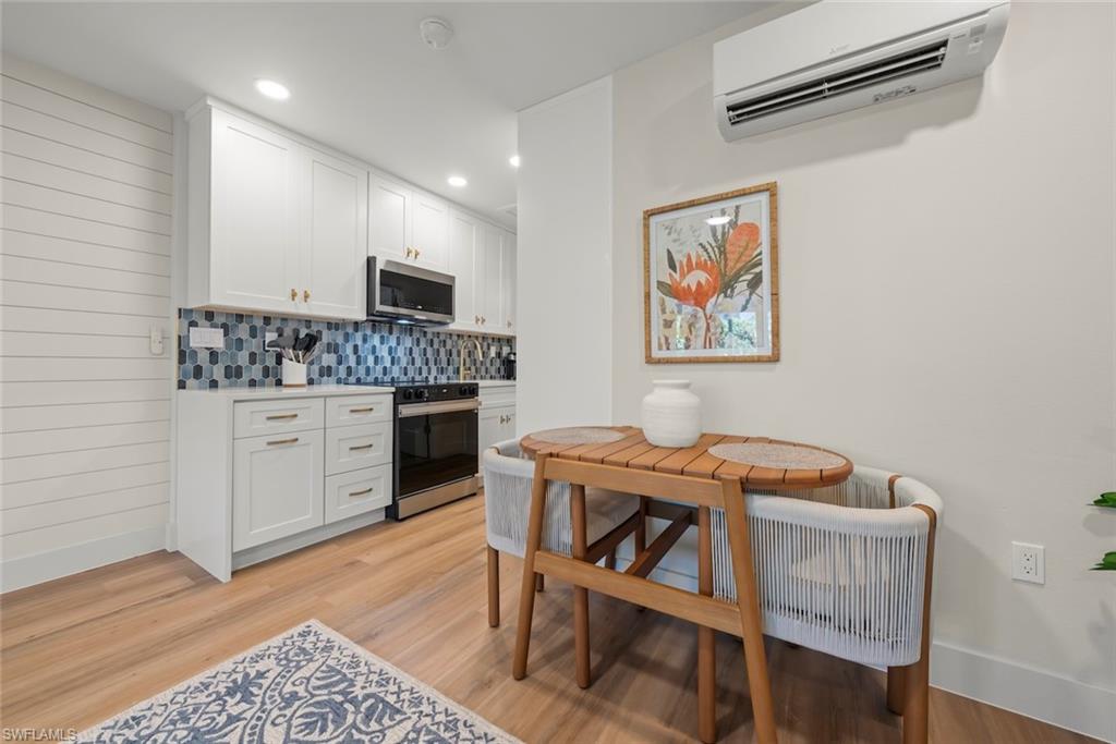 COLONNADES CONDO - Residential