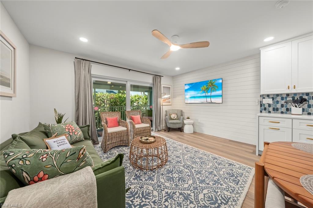 COLONNADES CONDO - Residential