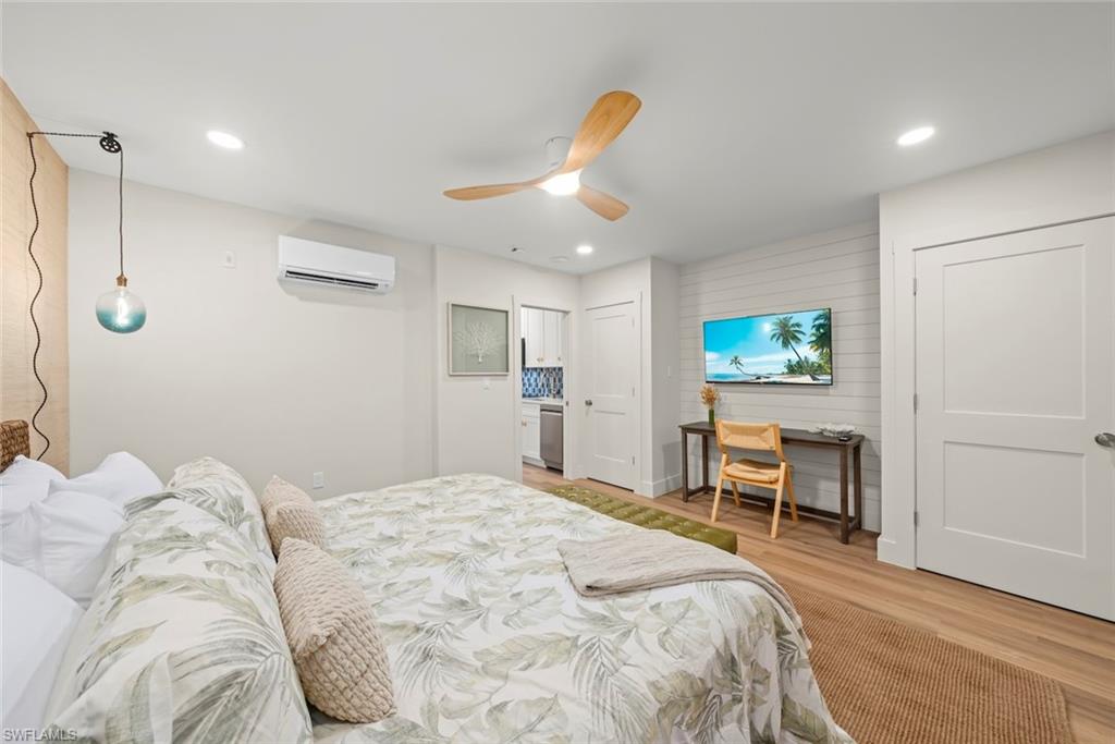 COLONNADES CONDO - Residential