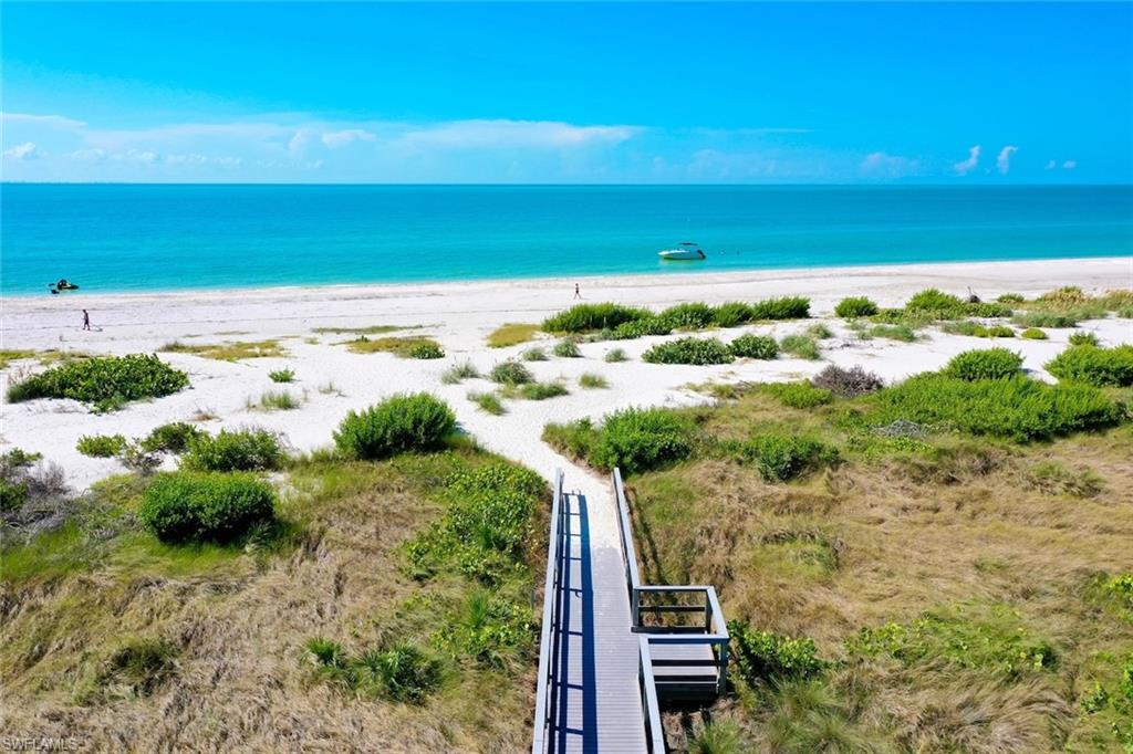 COLONNADES CONDO - Residential