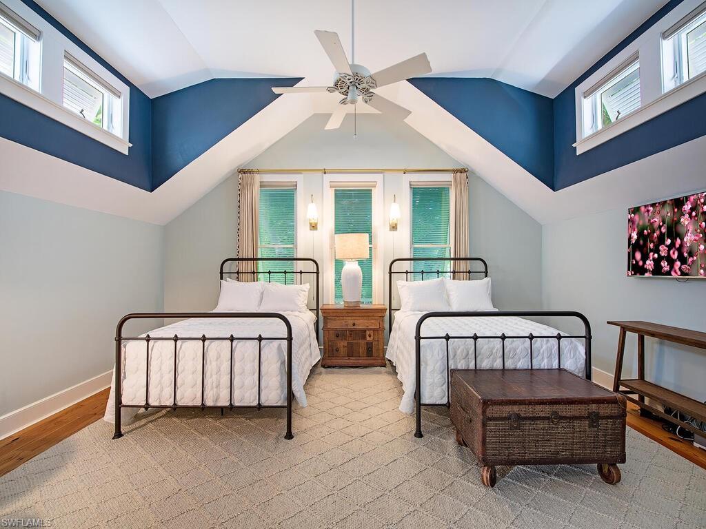 OLDE NAPLES - Residential