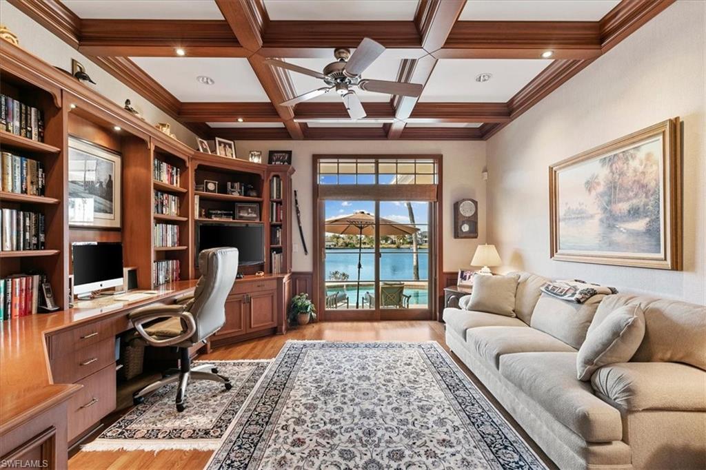 MOORINGS - Residential