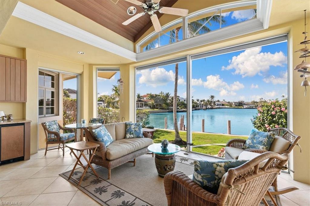 MOORINGS - Residential