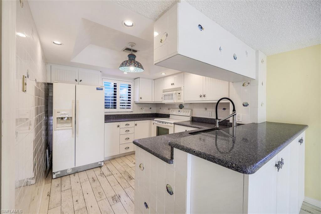 NAPLES BATH AND TENNIS CLUB - Residential