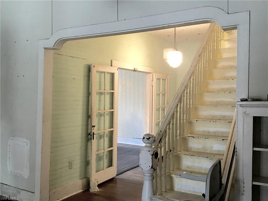 DONOGHUE J C SUBD - Residential