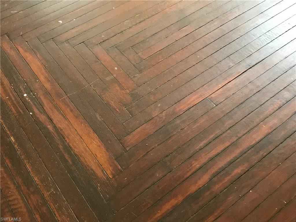 DONOGHUE J C SUBD - Residential