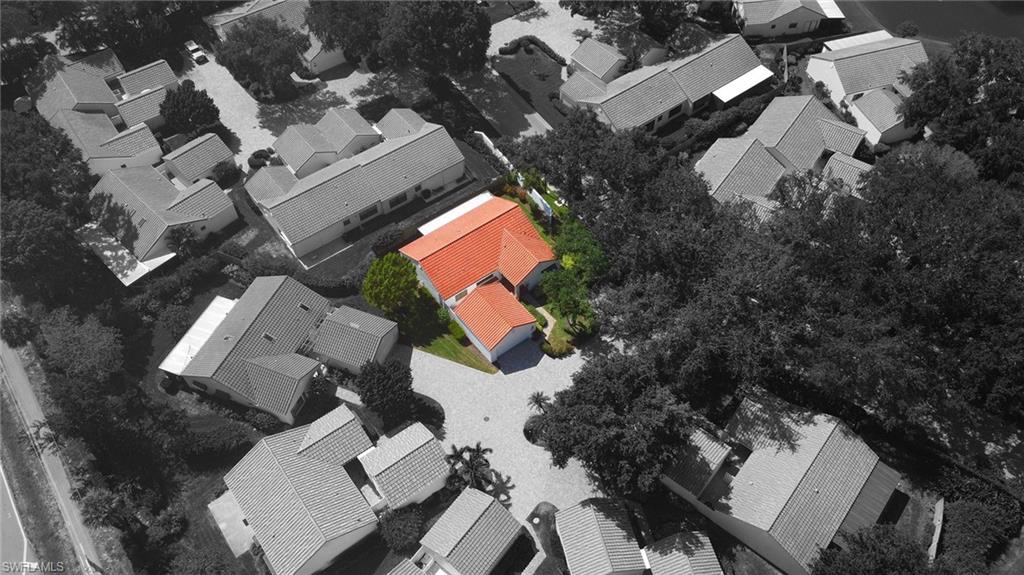 BEACHWALK VILLAS - Residential